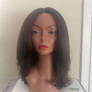Outre Neesha 201 soft and natural lace front wig color S4/30